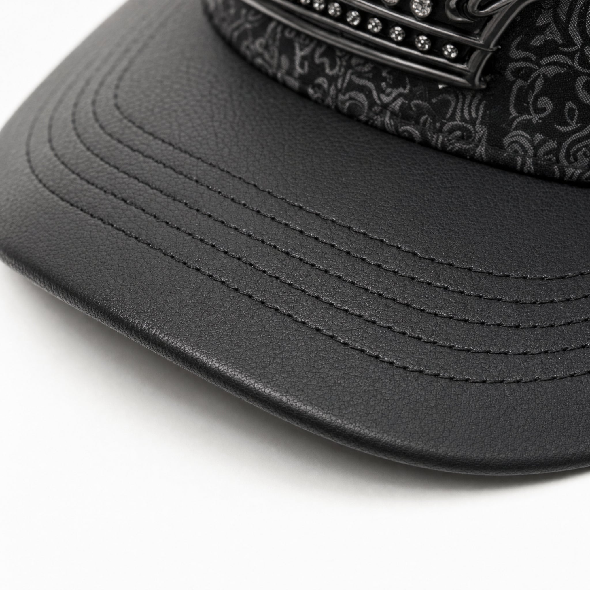 Visera con Curva Perfecta