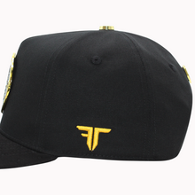 Cargar imagen en el visor de la galería, FERRETI HATS PREMIUM FT135 La Brujula Dorada
