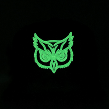 Cargar imagen en el visor de la galería, Culiacan EL Buho GLOW Negro Gorra Ferreti
