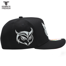 Cargar imagen en el visor de la galería, Culiacan EL Buho GLOW Negro Gorra Ferreti
