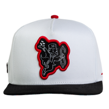 Cargar imagen en el visor de la galería, Gorra JC HATS Jump White Black Classic
