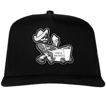 Cargar imagen en el visor de la galería, Gorra JC HATS Nieve Blanca Black and White
